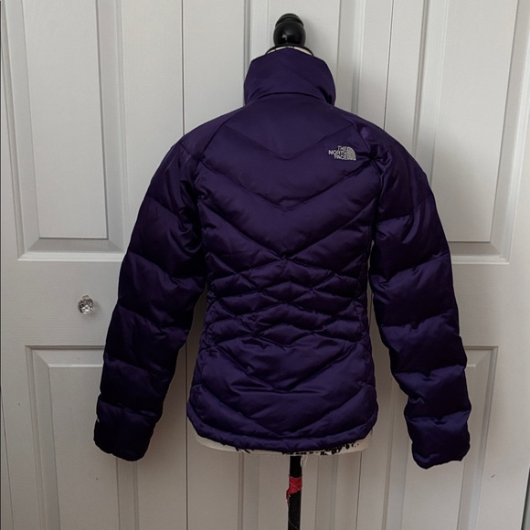 The North Face women’s puffer Aconcagua jacket 550 down purple XS - Picture 3 of 11